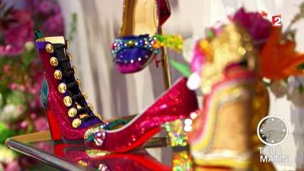 Mode - L'homme aux semelles rouges