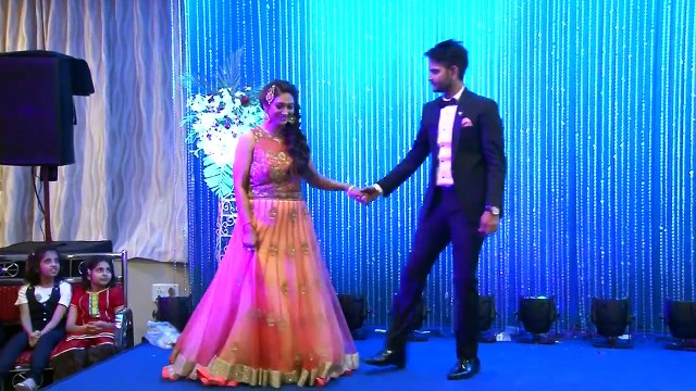 New Indian Wedding Dance 2017 Beautiful Bride & Groom Sangeet Dance Performance