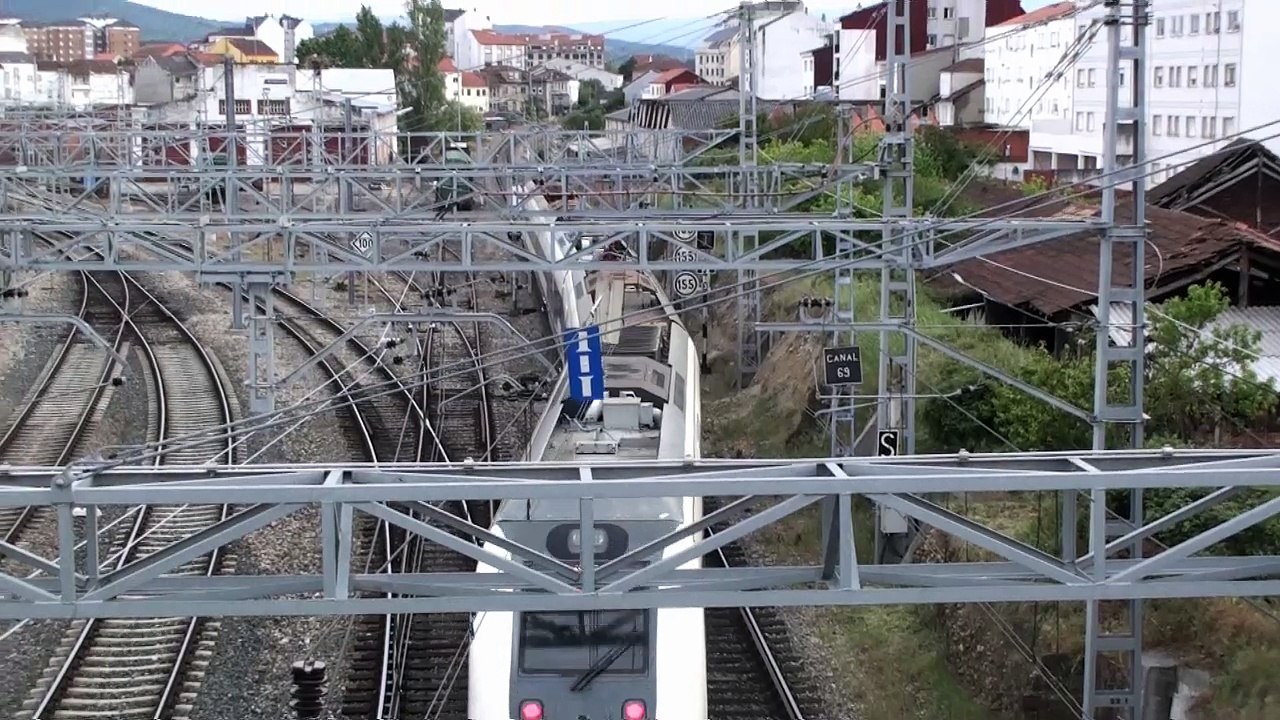 Trenes en Monforte 2017