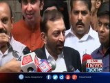 Karachi:  MQM Pakistan Leader Farooq Sattar talks to media