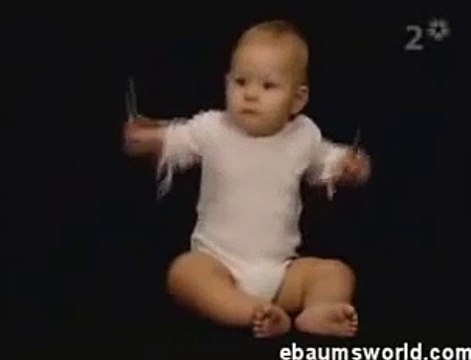 Bebe Toca La Bateria INCREIBLE!!! Bebe Divertido Bebe Chistoso Bebe Risa Bebe Tierno Bebe