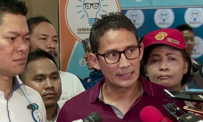 Sandiaga Sesalkan Pembakaran Karangan Bunga Ahok-Djarot