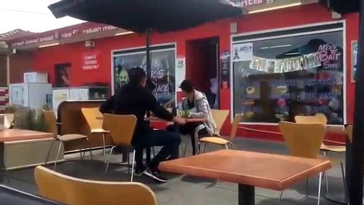 jalad bomb prank