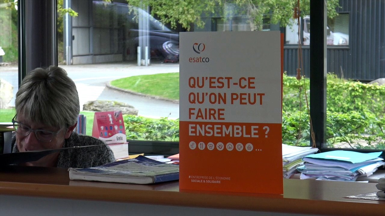 Le conditionnement des plaques Kalon à l'Esatco de Guingamp !