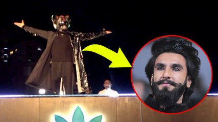 Ranveer Singh's Most Weirdest Entry at a Launch Event
