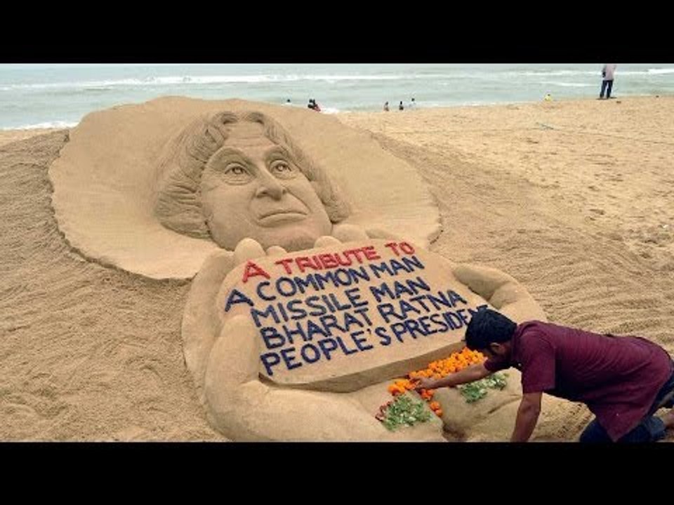 Kalam's associates fight for his social media accounts