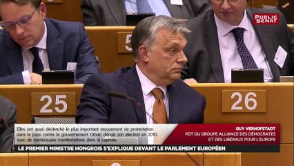 Guy Verhofstadt : « Qu’allez-vous faire la prochaine fois ? organiser des autodafés ? »