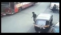 sakinaka bus accident in mumbai best bus-7AMJ2l18R