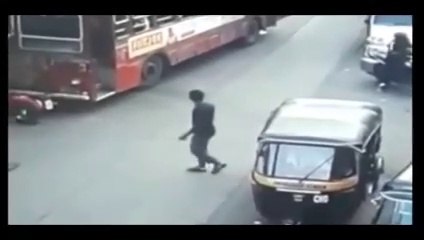 sakinaka bus accident in mumbai best bus-7A