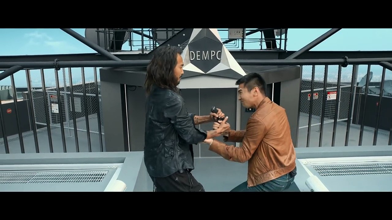 Best Hollywood Climax Action Fight Scene Ever - Must Watch!!