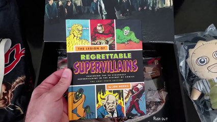 Unboxing: Loot Crate – October 2016