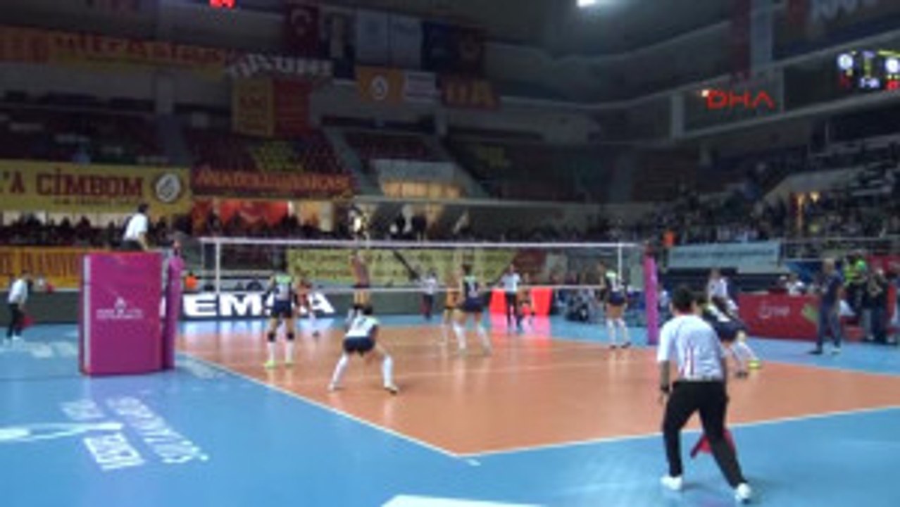 Şampiyon Fenerbahçe Kupayı Kaldırdı - 1