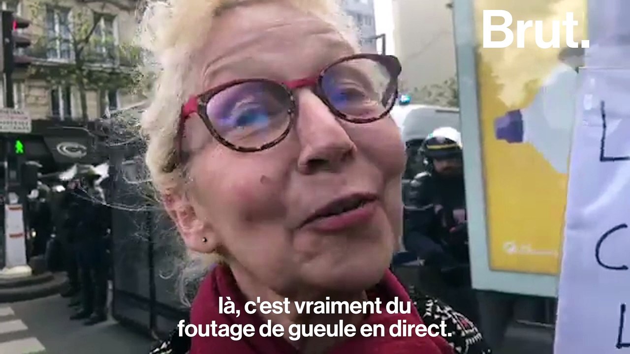 Une manifestante du 1er mai réagit au message de Marine Le Pen pour les Insoumis