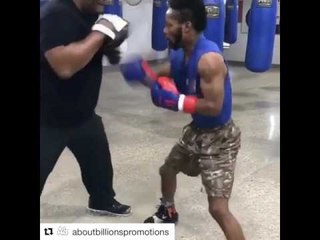 boxing champ raushee warren sick speed!!! esnews boxing