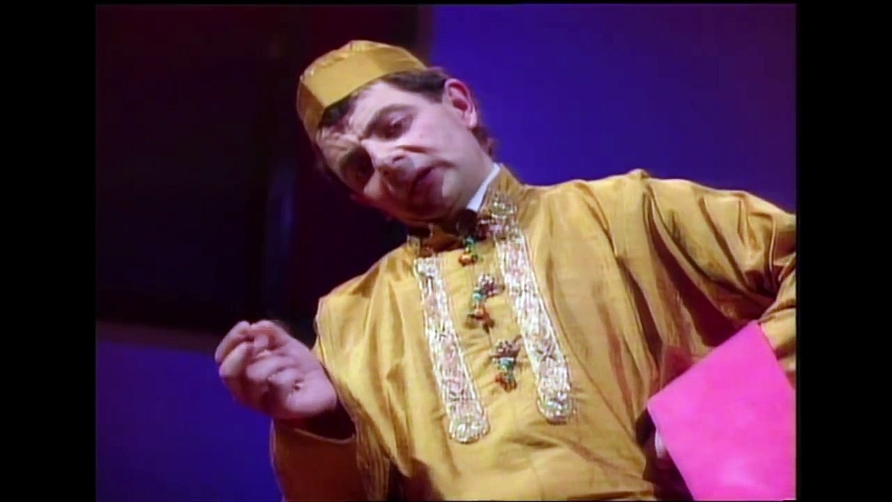Rowan Atkinson Live - Drunks in an Indian Restaurant