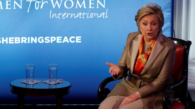 Clinton claims debate moderators didn't ask Trump how he'd create jobs; they did