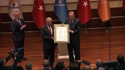 أردوغان يعود لعضوية حزب العدالة والتنمية