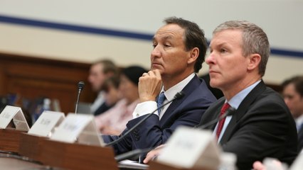 Airline executives in hot seat after violent United incident