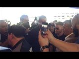 Canelo Mobbed By Fans In Las Vegas - EsNews Boxing