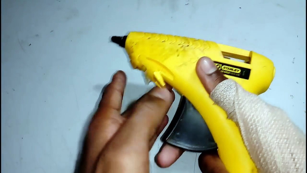 3 Amazing Life Hacks For Toothpaste