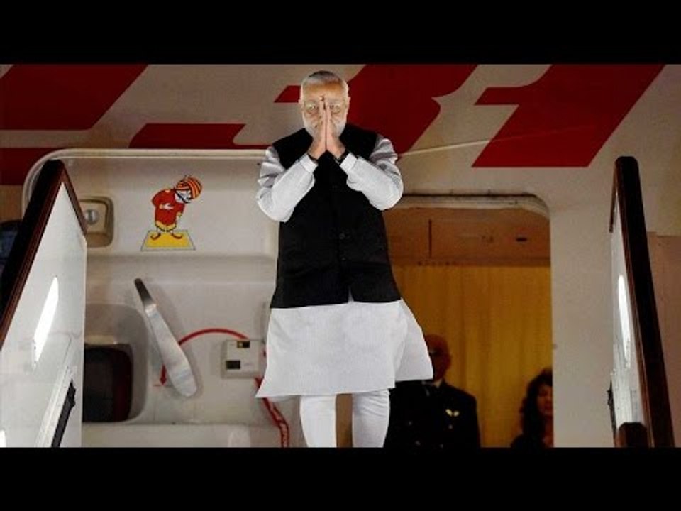 PM Modi visits Jammu amist Pak ceasefire violation