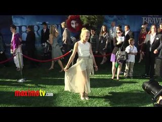 Peyton List at BRAVE Premiere ARRIVALS - Maximo TV Red Carpet Video