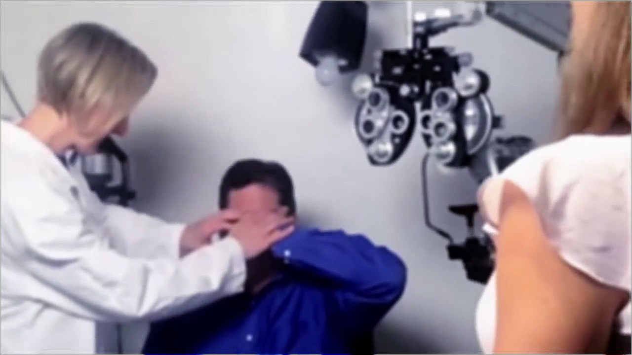 [VIRAL VIDEO] Blind man sees his wife for first time in 21 years and daughter for first time ever