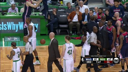 Tải video: Isaiah Thomas and Markieff Morris Scuffle - Wizards vs Celtics - May 02, 2017