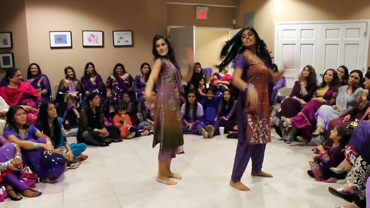 Ayesha's Dholki Dance