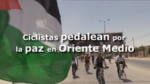 Un grupo de ciclistas pedalean por la paz en Oriente Medio