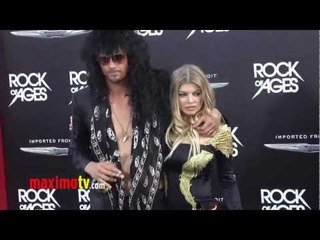 Fergie and Josh Duhamel "Rock of Ages" World Premiere Arrivals - Maximo TV Red Carpet Video