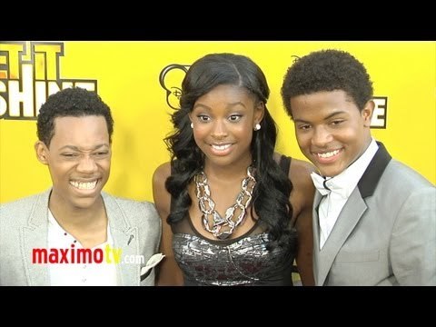 Let It Shine Premiere Arrivals Cody Simpson, Bella Thorne, Zendaya Coleman, Coco Jones