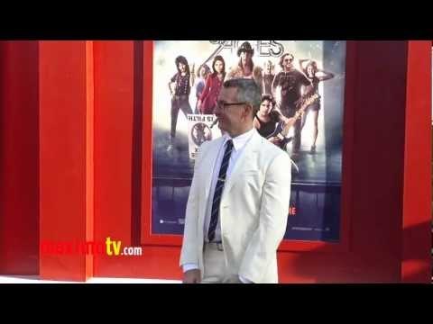 Adam Shankman Rock of Ages World Premiere Arrivals - Maximo TV Red Carpet Video