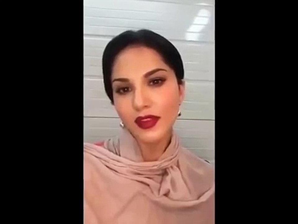 Hot Pornstar And Bollywood Actress Sunny Leone @I Love You