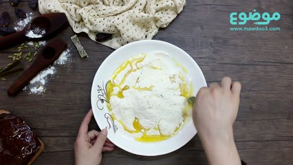 وصفة معمول التمر بالطحين