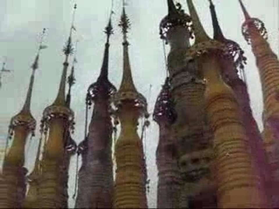 Indeinwalkingstupas