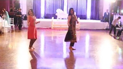 Faizan and Anum's Valeema - Awesome Dance by Girls
