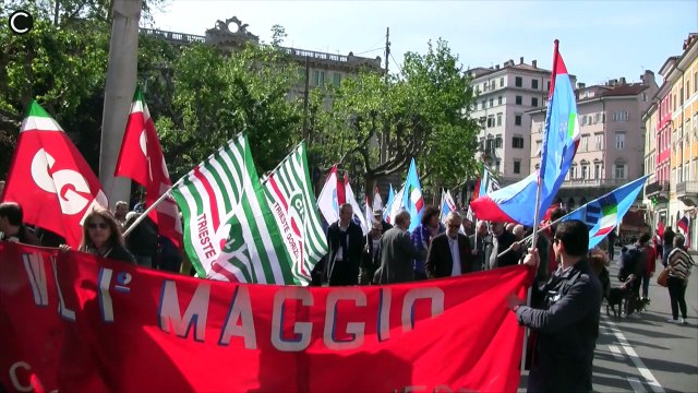 Primo Maggio a Trieste. Tra lavoro che non c'è e stelle rosse.