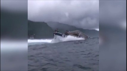 Surpris par une belle vague venue de nulle part..