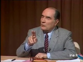 Giscard à Mitterrand : "Mais quel est le cours du mark ?"