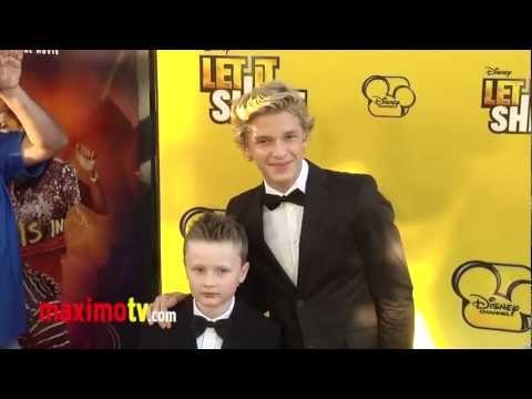 Cody Simpson and Tom Simpson Let It Shine Premiere - Maximo TV Red Carpet Video