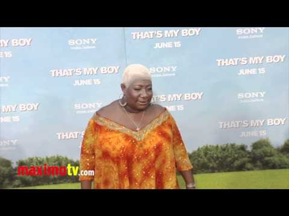 Luenell "That's My Boy" Premiere Arrivals - MAXIMO TV Red Carpet VIDEO