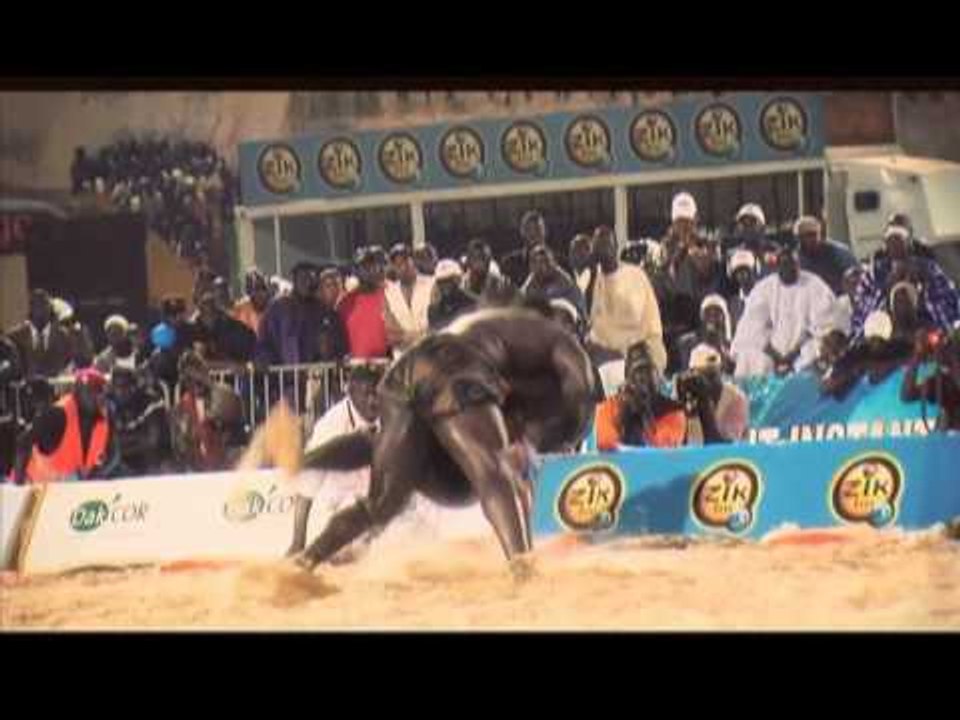 Exclusif - Rétro - La carrière de YEKINI en 35 Secondes