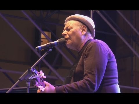 Napoli - 1 Maggio: concerto con No Tap, No Tav e lavoratori Alitalia (02.05.17)