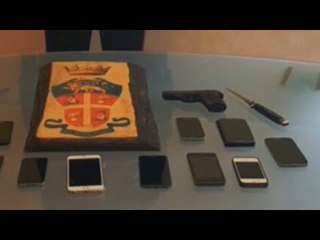 Coppia rapinava ragazzini nel Napoletano fingendosi dell'Antidroga (02.05.17)