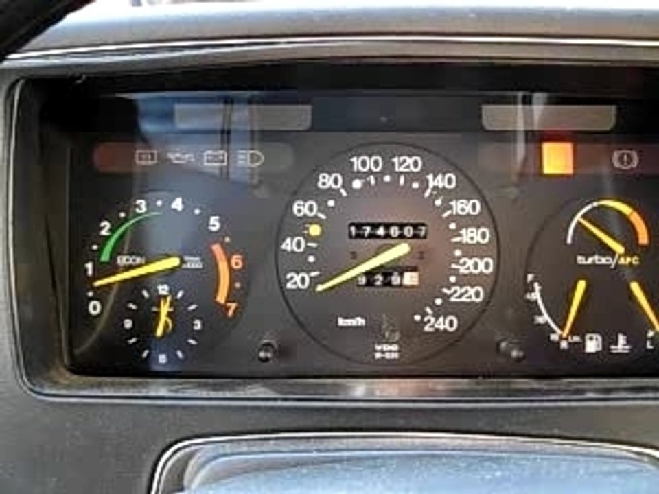 saab 900