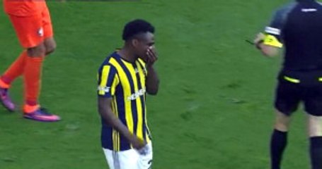 Rakibine "Kokuyorsun" İşareti Yapan Emenike, 8 Maç Cezayla Karşı Karşıya