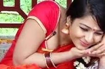 Tải video: malayalam actress  rajeesha vijayan hot Navel hot look