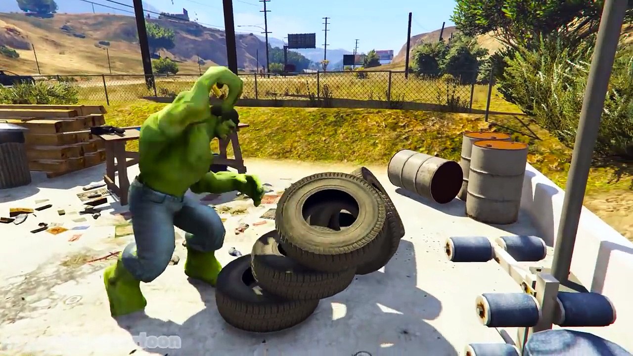 Venom crushed Spiderman bike ! Need help repair Hulk repair with hammer Cartoons for kids