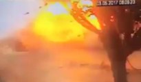 Azez'de bombalı saldırı... Patlama anı kamerada